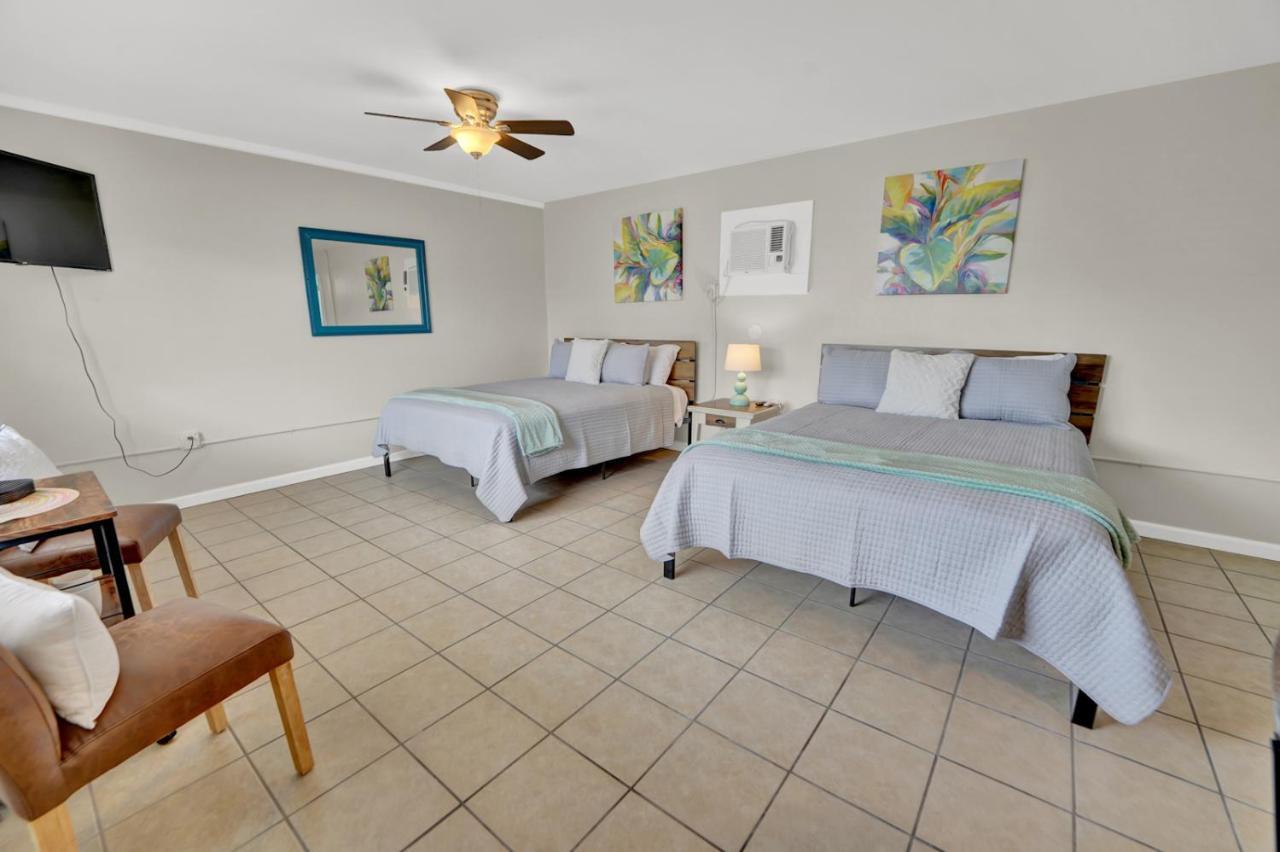 Sea Foam Suites Lower Grand Lagoon Eksteriør bilde