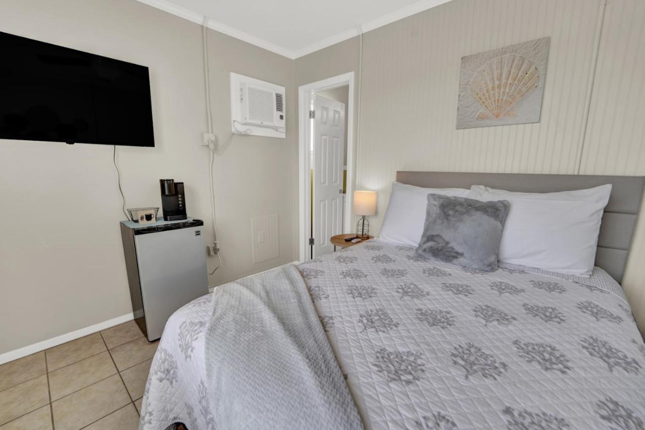 Sea Foam Suites Lower Grand Lagoon Eksteriør bilde