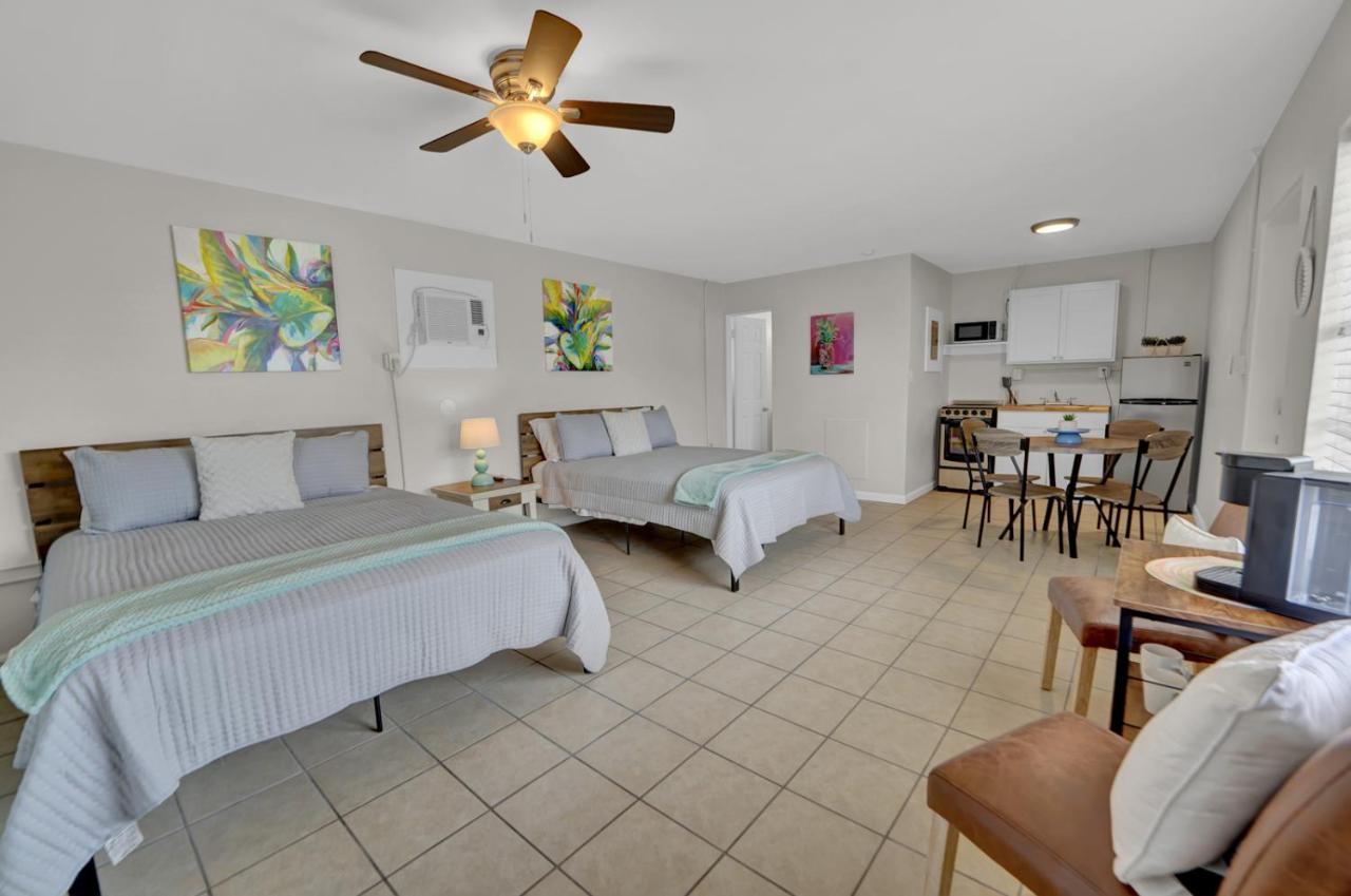 Sea Foam Suites Lower Grand Lagoon Eksteriør bilde